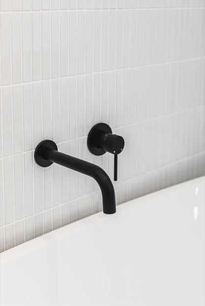 UNIVERSAL ROUND CURVED SPOUT