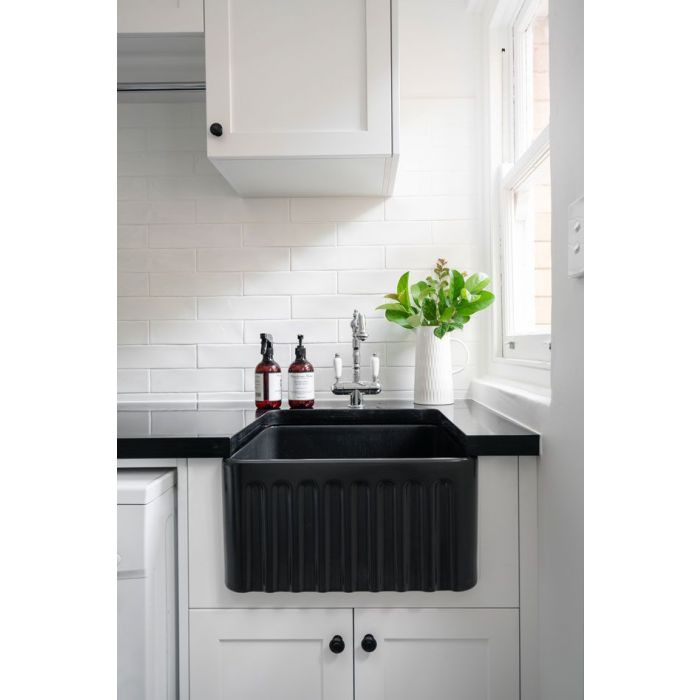 Turner Hastings Novi 50 x 46 Black Fine Fireclay Butler Sink