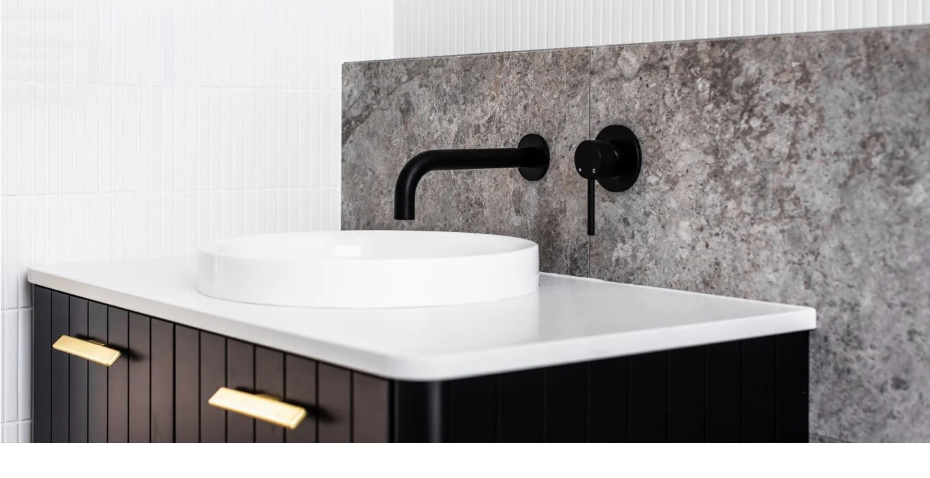 UNIVERSAL ROUND CURVED SPOUT