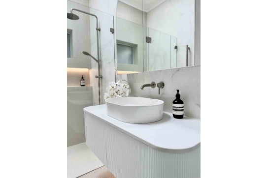 Fino 55 X 38 Matte White Above Counter Basin