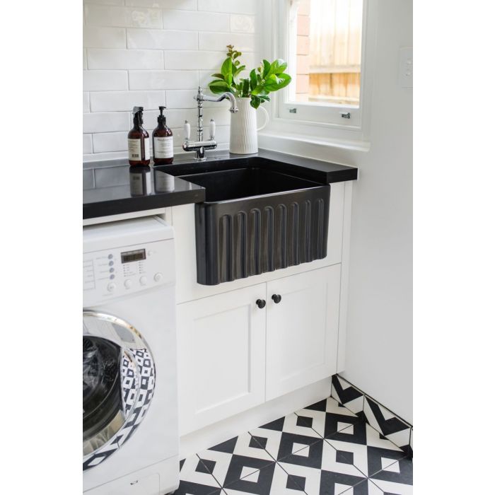 Turner Hastings Novi 50 x 46 Black Fine Fireclay Butler Sink